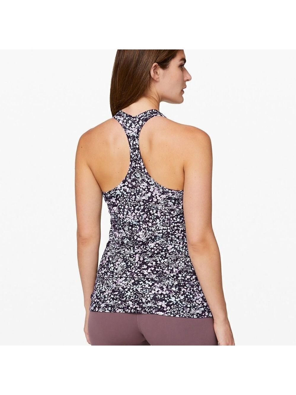 𝅺LULULEMON Cool Racerback size 4 in EUC